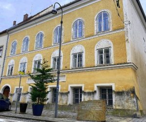 hitlers birthplace, braunau am inn, 3rd reich guided tours, ww2 tours austria, 3rd reich private tours, world war 2 tours germany, hitler sites, where was hitler born